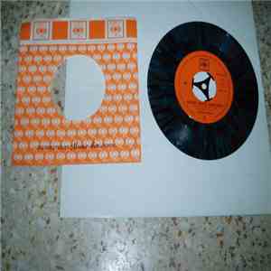 Doris Day - Move Over Darling / Twinkle Lullaby album flac